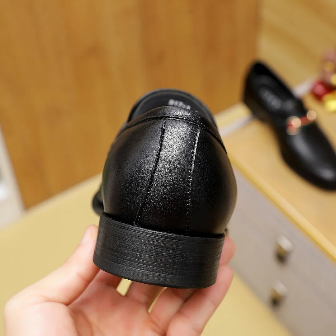 Men's men's shoes 💰400 🆘【GUCCI】Gucci ·🐑里· Hot-selling beanie shoes, top brand luxury, top quality, latest fashion beanie shoes.. The upper is made of original first-layer cowhide. (🐑leather·inner). The original stylish and stylish soft rubber wear-resistant and non-slip outsole is light and comfortable on the foot, available in black! Matching code: 39/45 (38.46. Can be customized)